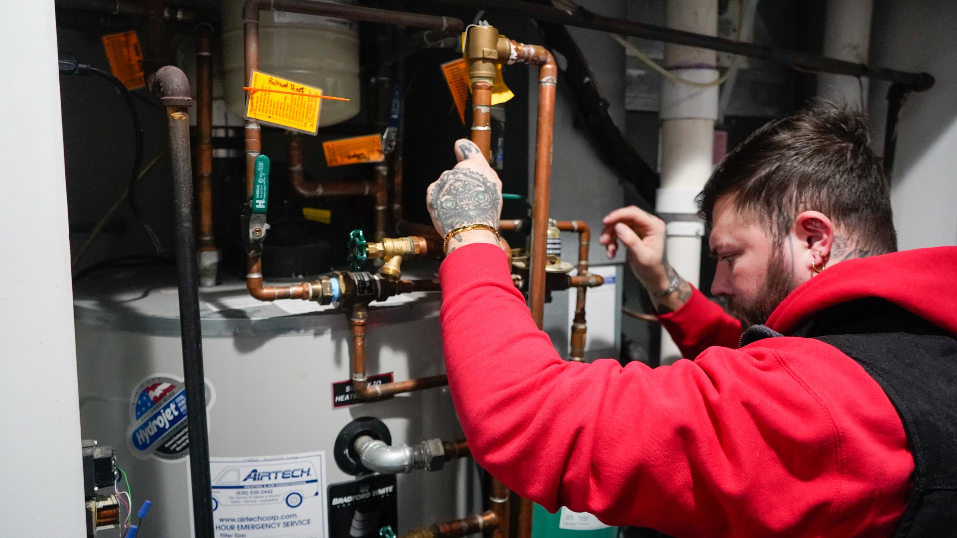 45680arlingtonheightsresidentialwaterheater.jpg