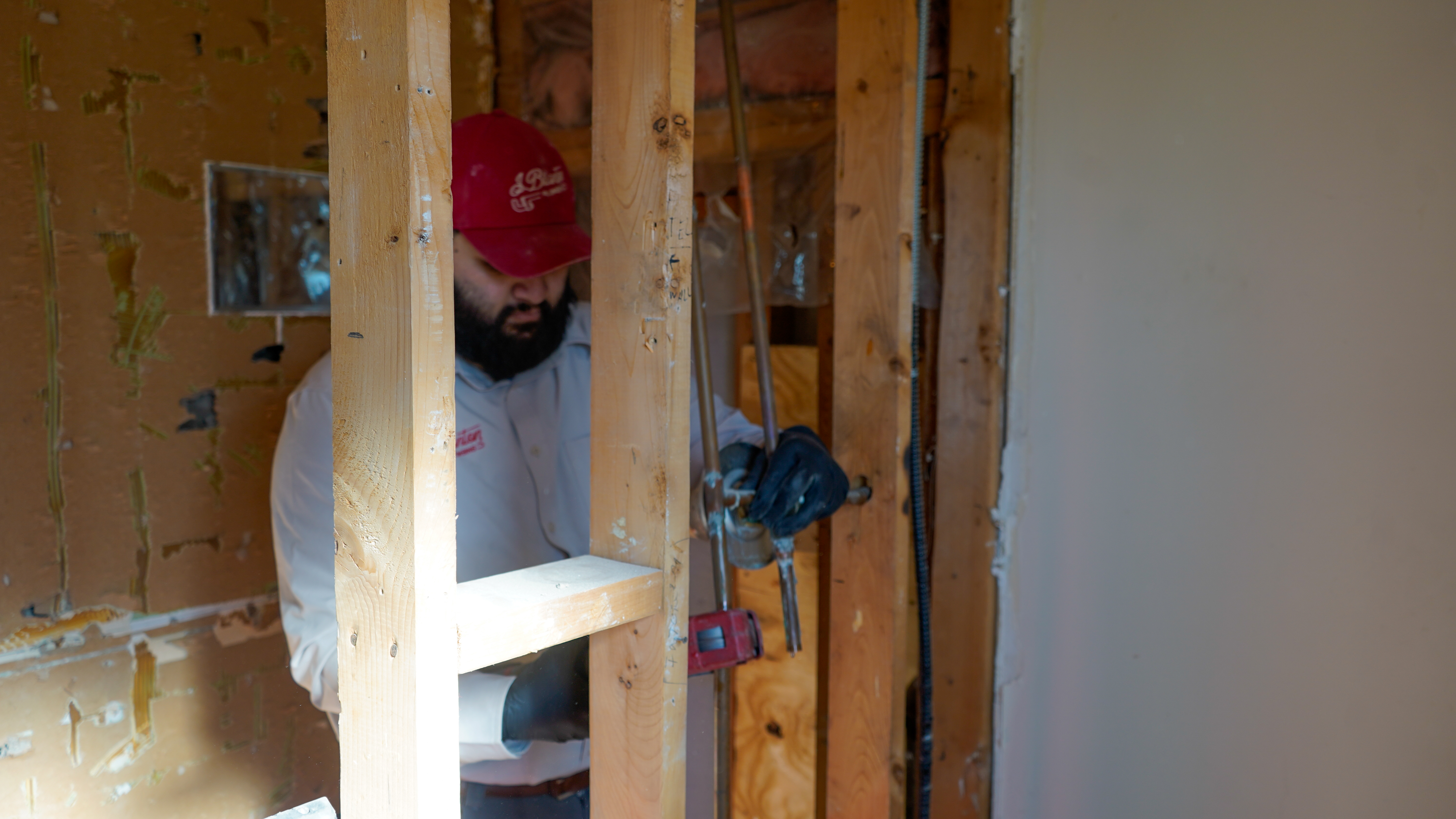 TURN A BATHROOM CRISIS INTO A BEAUTIFUL SOLUTION