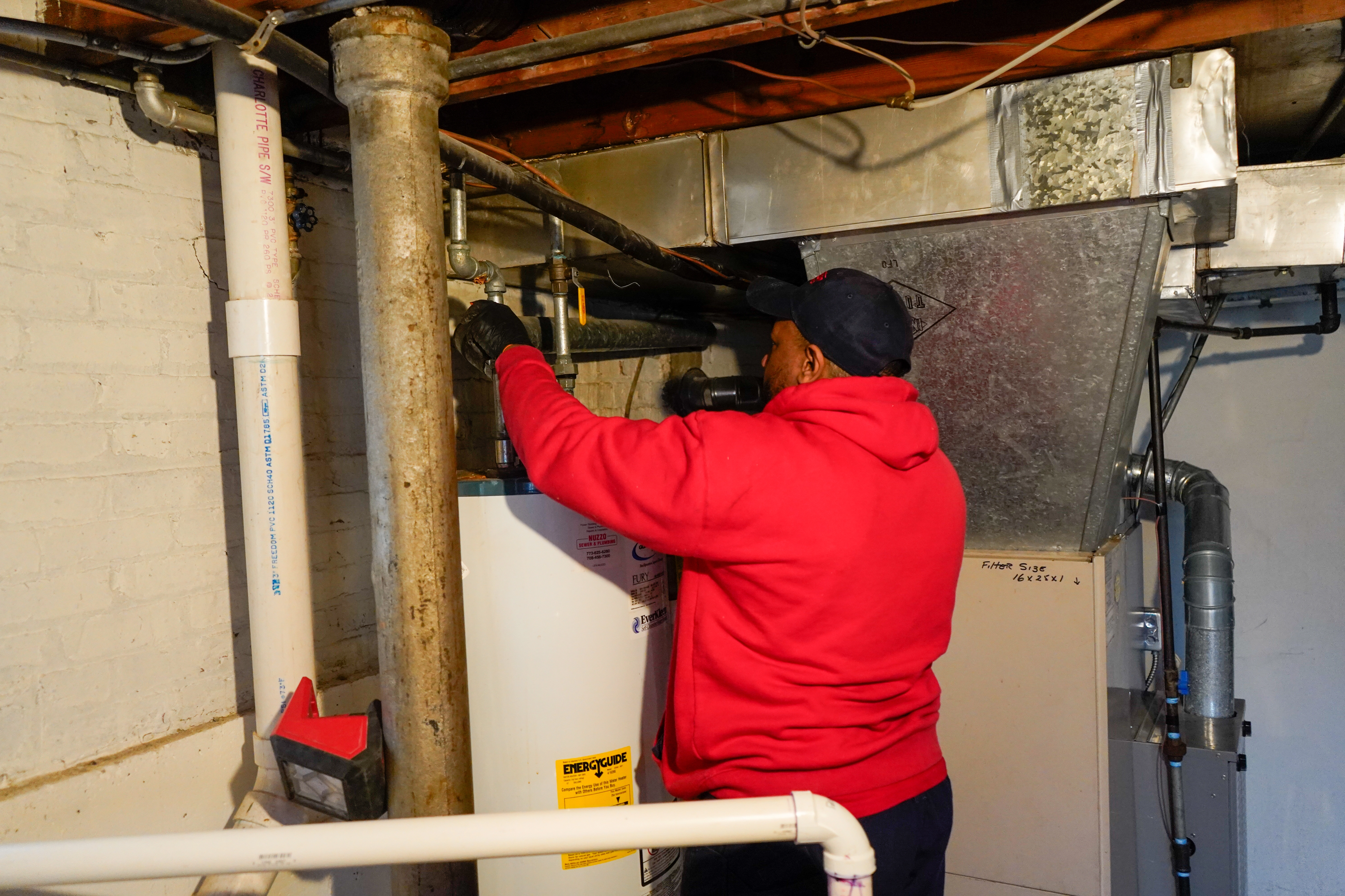 TURN A COLD SITUATION INTO A HOT CALL